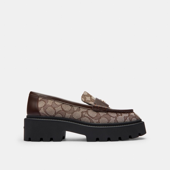 Lucy Loafer In Signature Jacquard - Picture 8 of 9